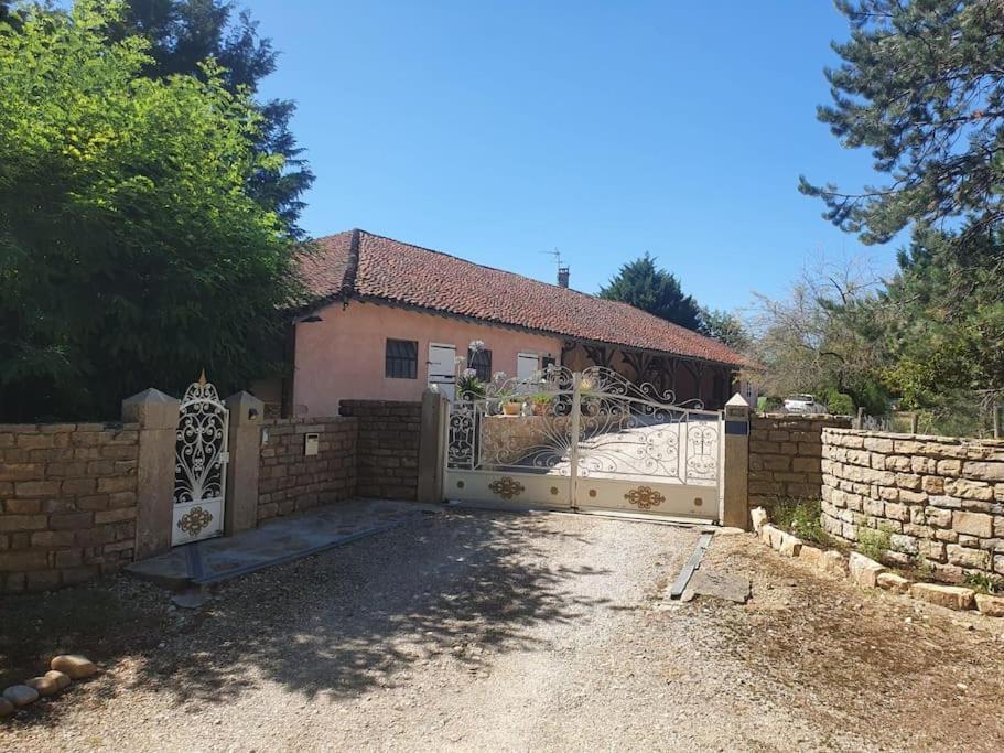 Villa Dependance Pour 1 A 4 Pers Au Calme Dans Propriete Marboz Exterior foto